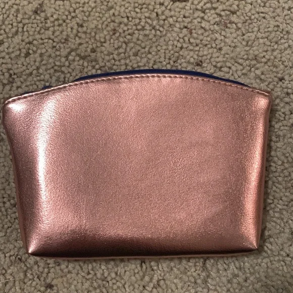 🌸2 for $12 March Ipsy bag with original makeup - Picture 2 of 7